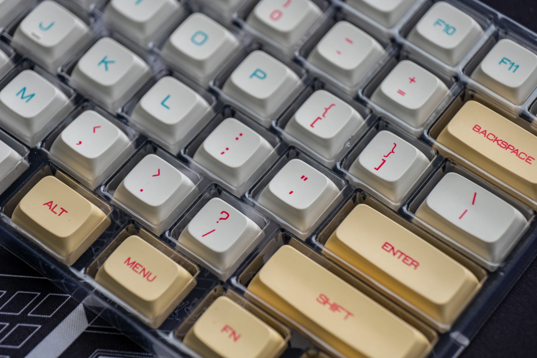 GenesisPC Macaroon Themed Keycaps