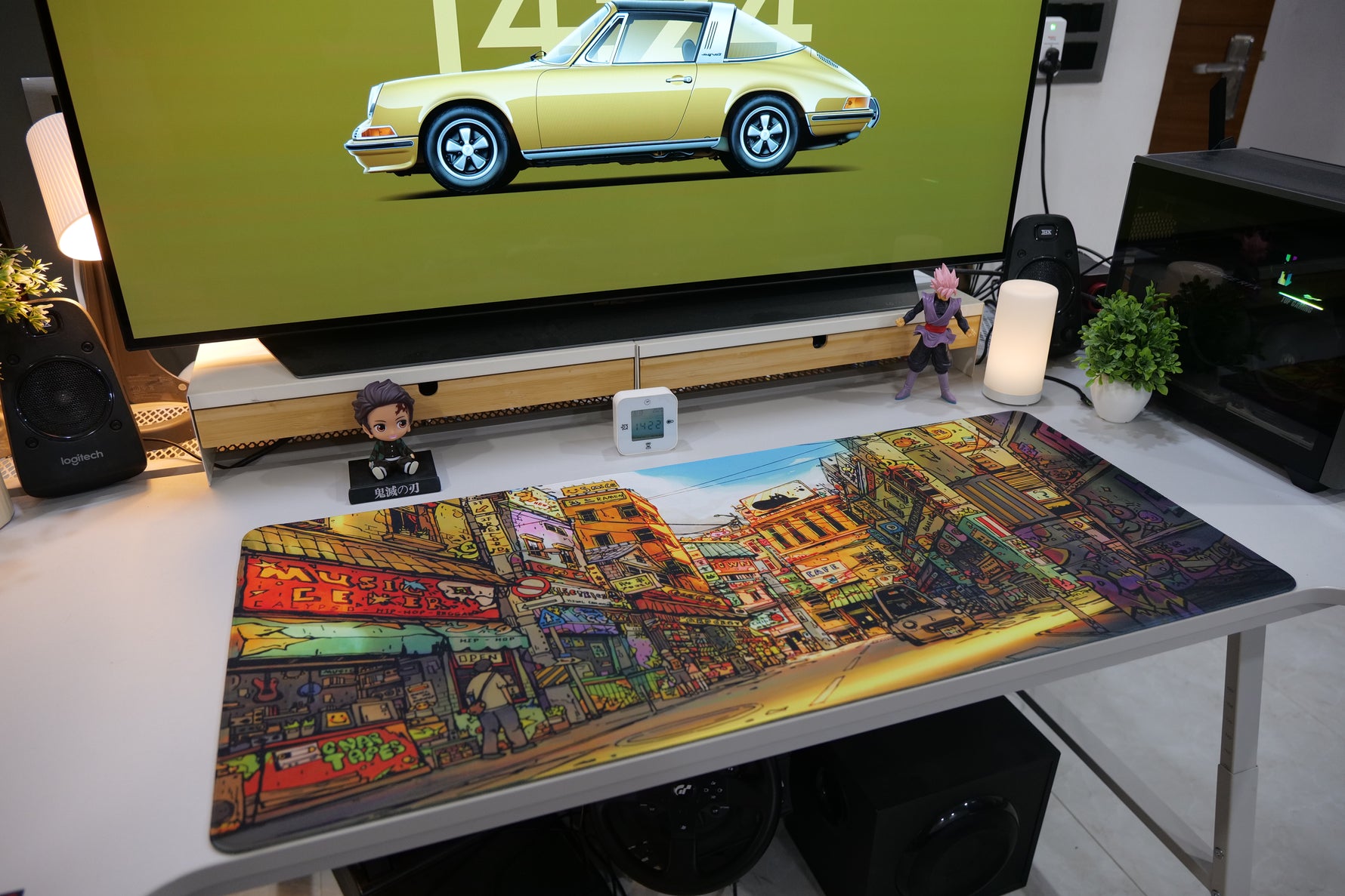 ClickyDuck Urban Chaos Deskmat/Mousepad